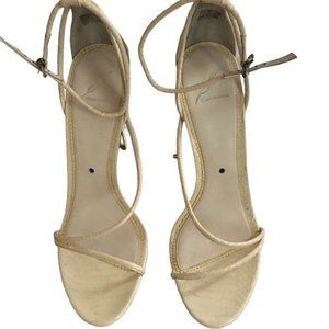 Brian Atwood Off White Snake Skin Strappy Ankle Adjustable Buckle Sandal Size 10